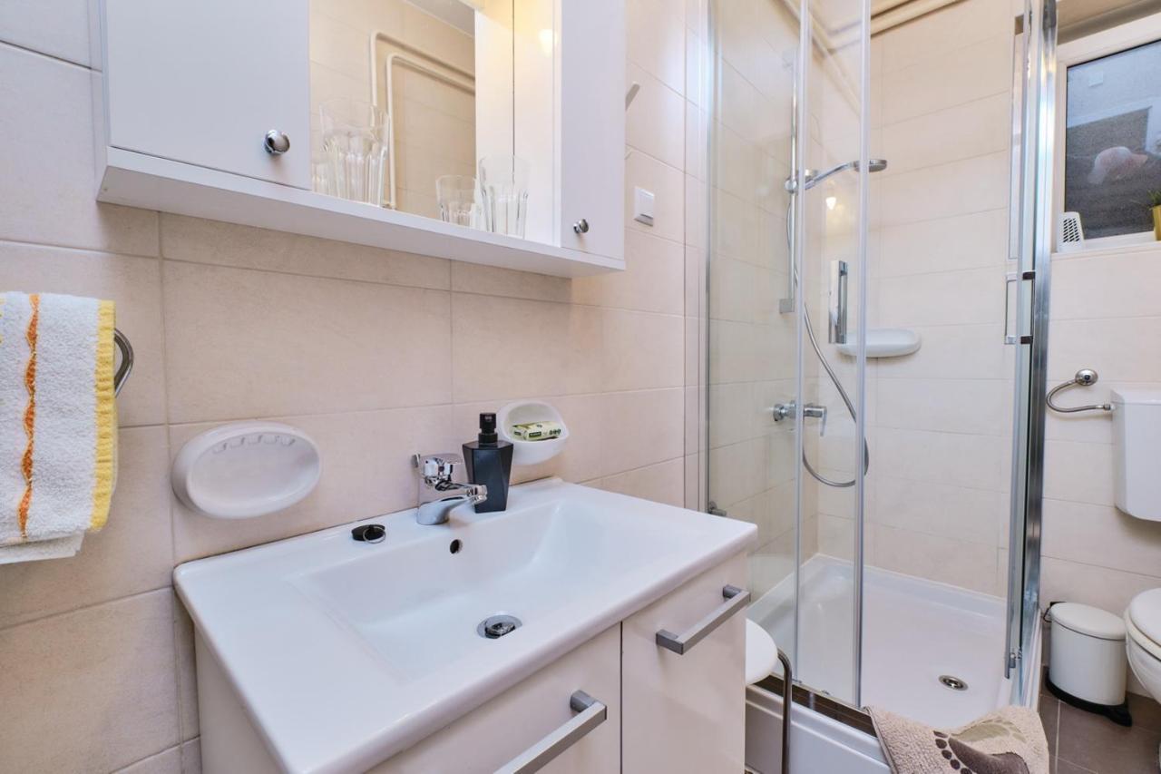 Cappelli Apartments - Losinj 木洛希尼 外观 照片